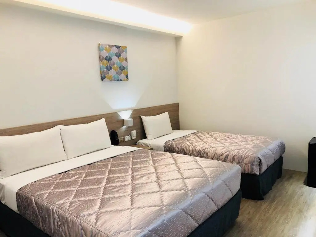 Economy room