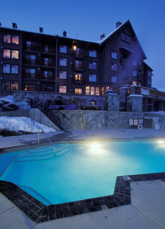 Snow Creek Lodge by Fernie Lodging Co - фото 14