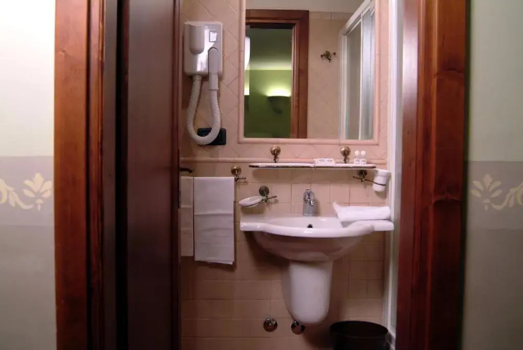 Hotel Domus Sessoriana - Chambres