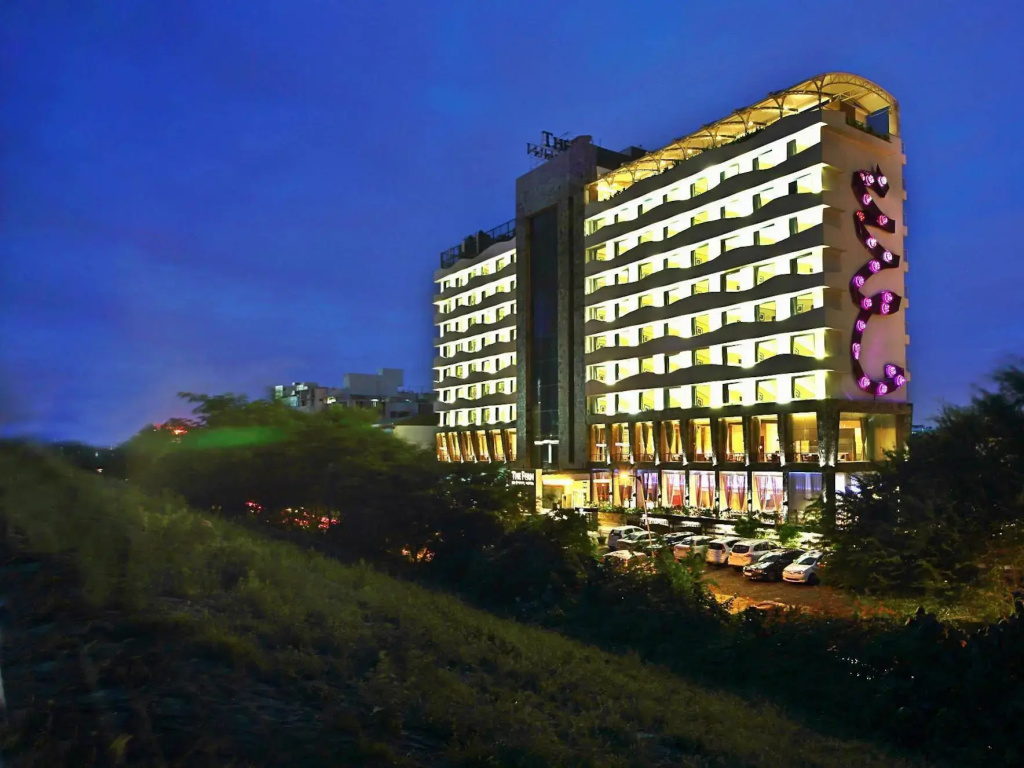 Fortune Select SG Highway Ahmedabad
