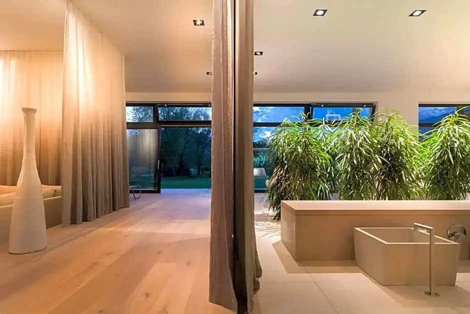 Balcony & Terrace