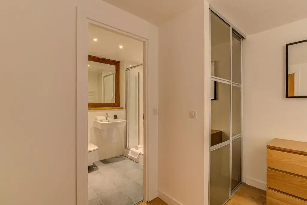Afficher la photo 7 — BIOLAY 2 - Alpes Travel - Central Chamonix - Sleeps 6