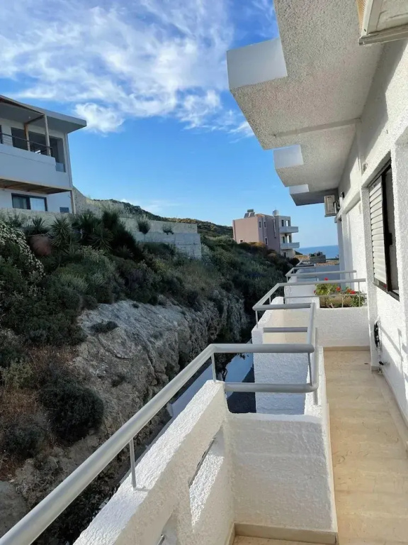 Aeolos Apartments