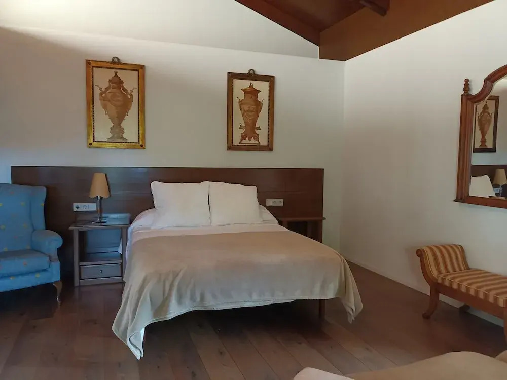 豪華四人房，配有大床