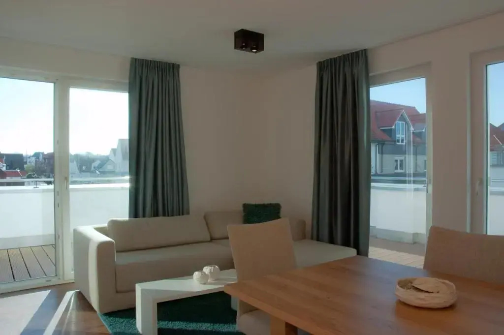 Apartment with balcony