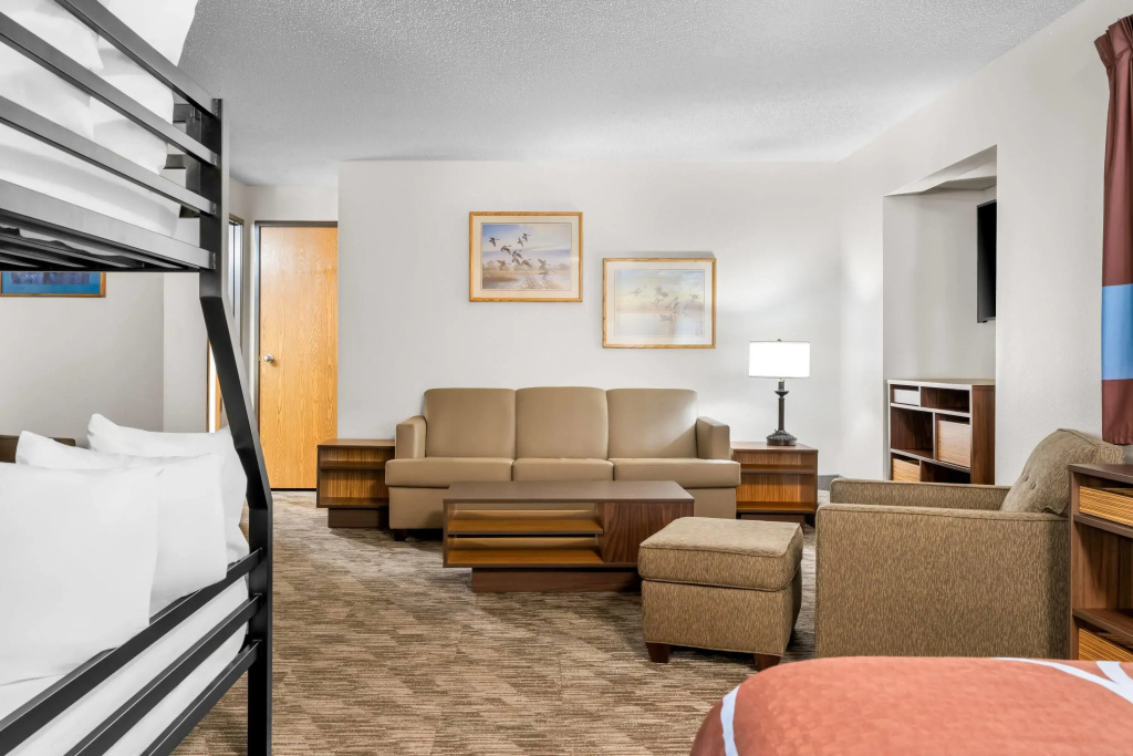 Super 8 By Wyndham Custer/crazy Horse Area
