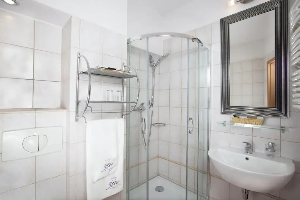 Hotel 3 Trio - Chambres