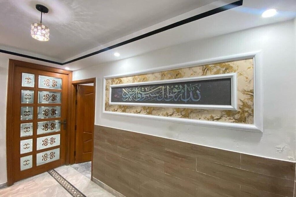 Hotel Gulistan Inn