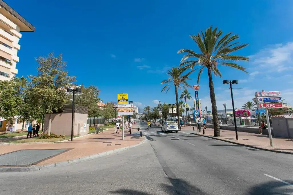 4 bedroom apartment close by beach in Fuengirola