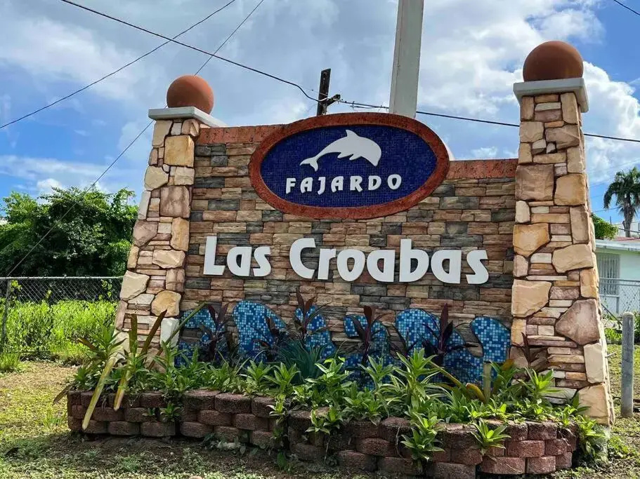 Casa Rosado @ Villa Marina Fajardo Pool Yunque