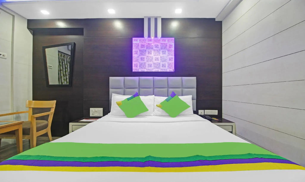 Standard Double room (full double bed)