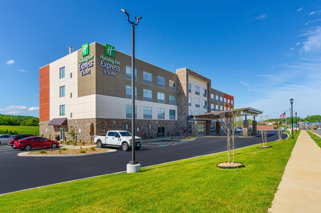 Holiday Inn Express & Suites Abingdon by IHG
