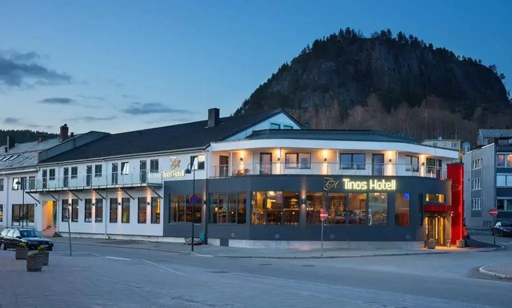 Tino's Hotel - Général