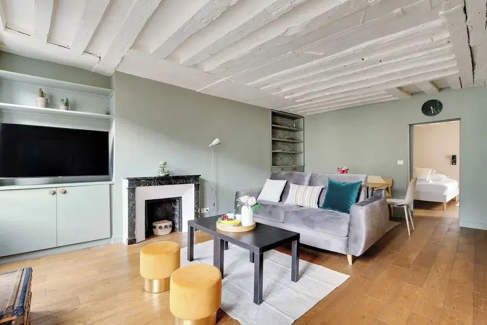 Chic Apartment -1br/4p- Haut Marais / Republique — фото