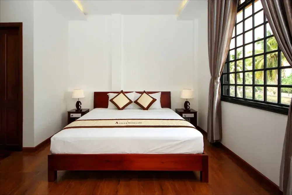 Deluxe Double room with balcony (full double bed)