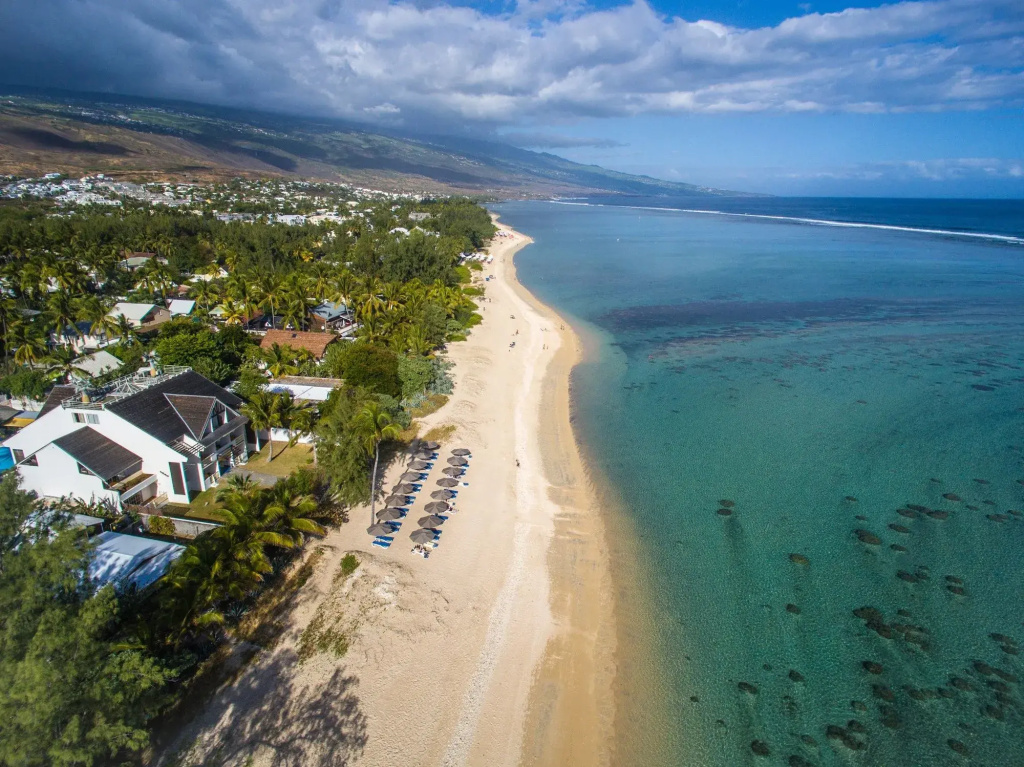 Beach & Waterfront