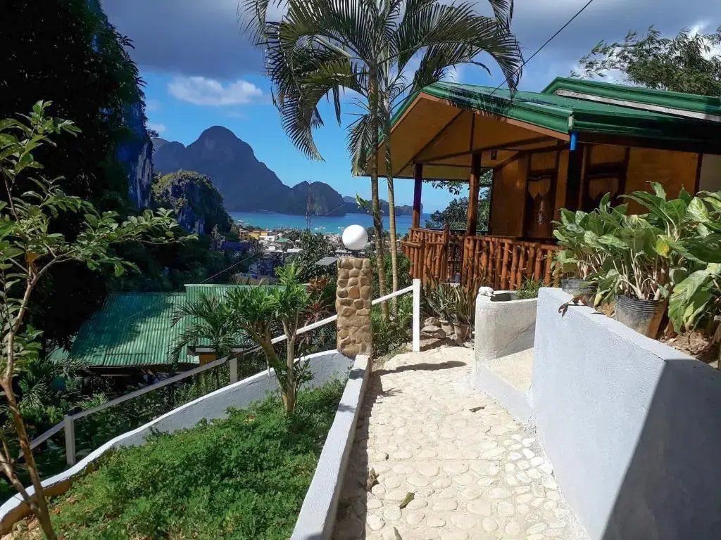 Standard Double room with sea view (full double bed)