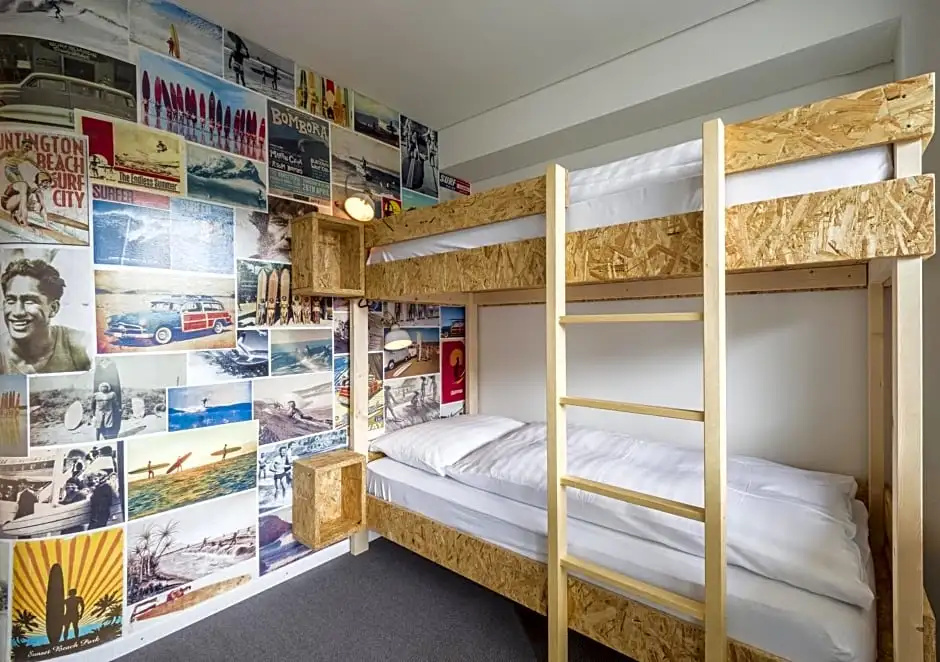 Economy room