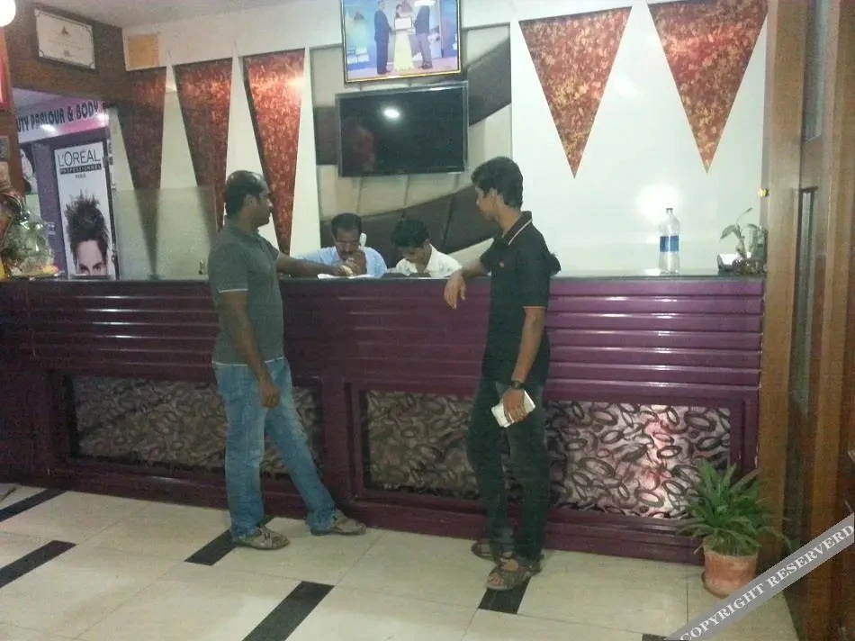 STARiHOTELS Meerut
