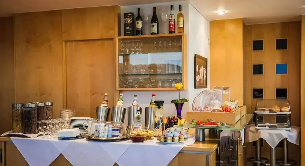 City Hotel Garni - Général