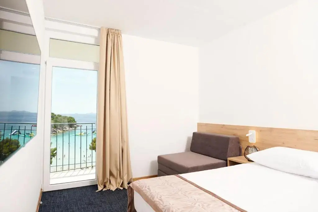 Standard Double room with balcony and with sea view (full double bed)
