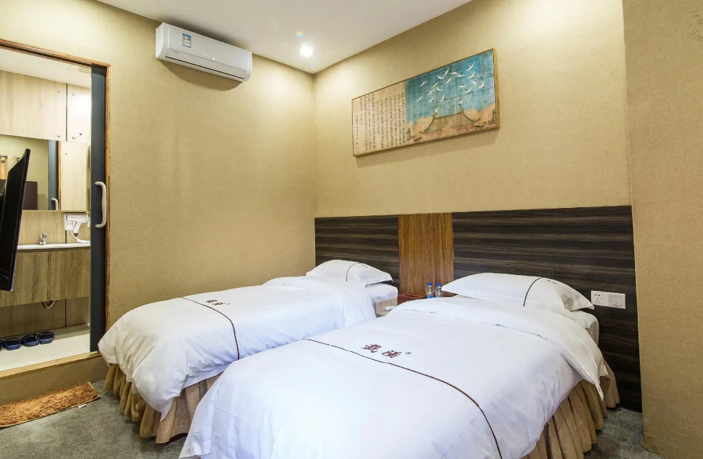 Standard Double room (twin beds)
