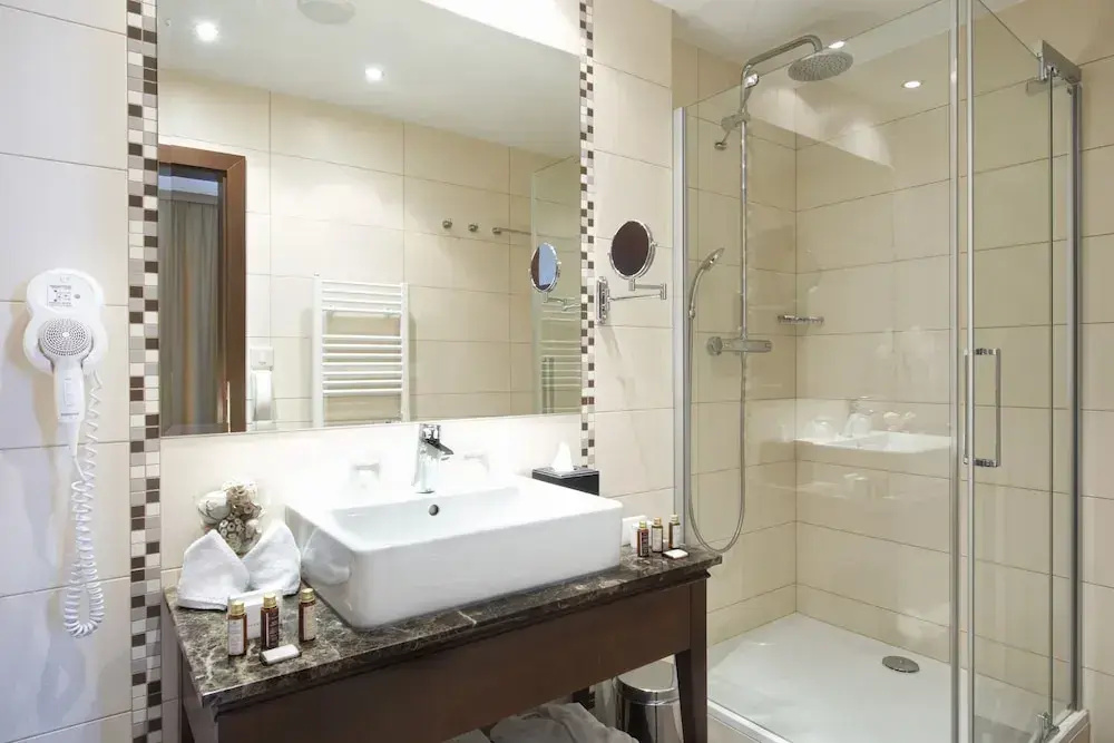 Junior Suite with balcony and with river view