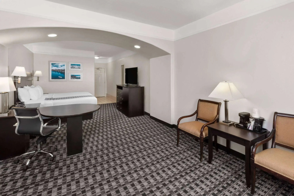 La Quinta Inn & Suites by Wyndham Deer Park - Général