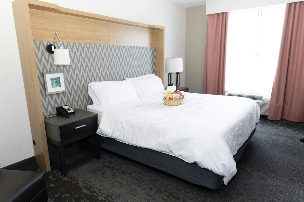 Holiday Inn & Suites Memphis - Wolfchase Galleria​ by IHG - Général
