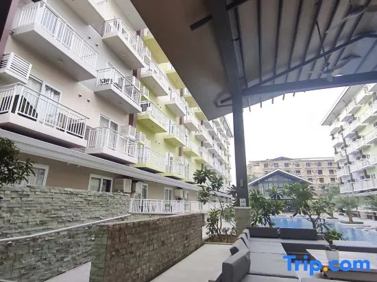 Modern Condo Just 2 Minutes from Mactan-Cebu International Airport