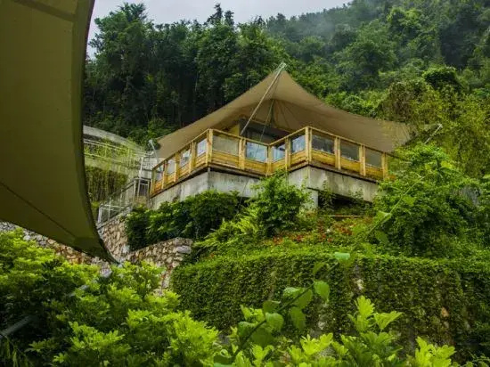 Wenquan Niaochao Hotel