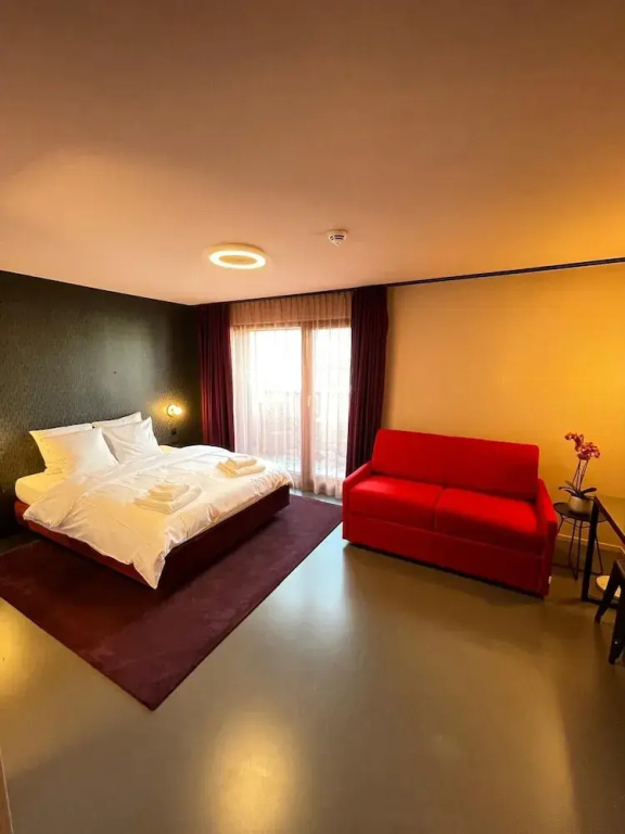 Standard Triple room with balcony