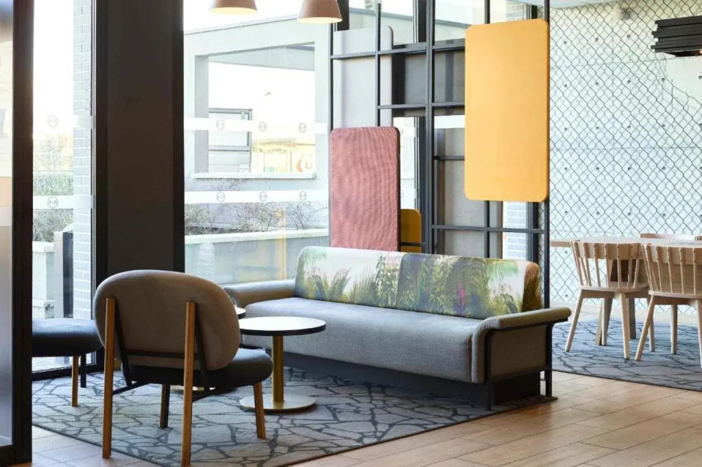 Afficher la photo 7 — B&B HOTEL Le Port- Marly St-Germain en Laye