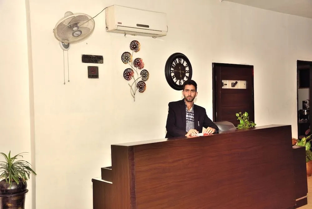 Hotel photo 2