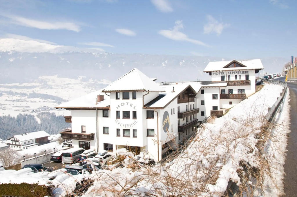 Hotel photo 11