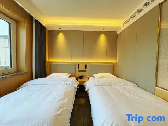 Standard room with garden view
