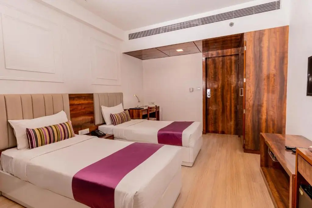Deluxe Double room (twin beds)