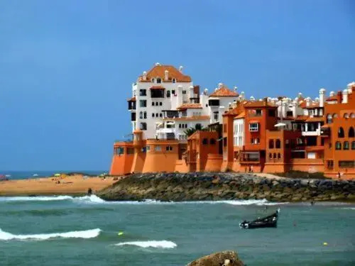 Beach & Waterfront