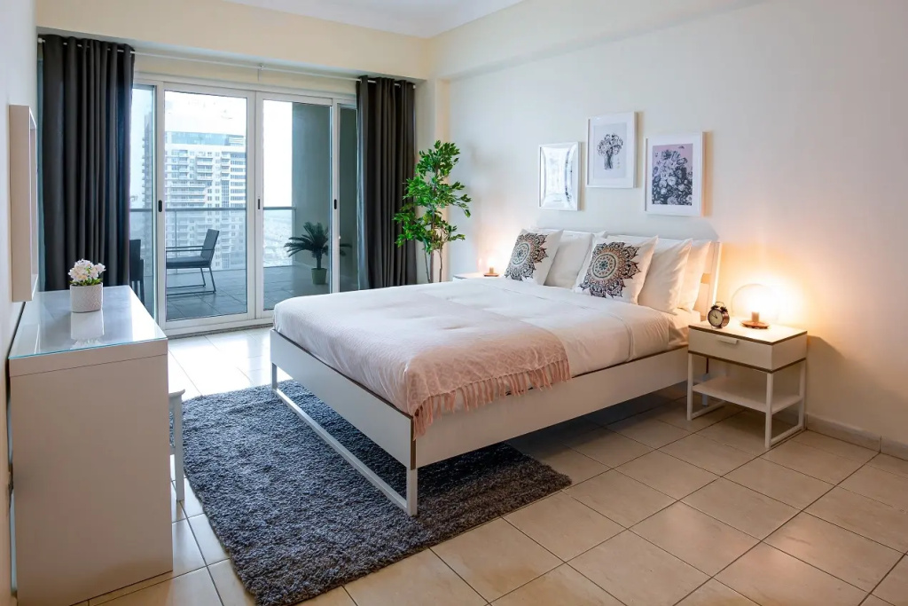 Lake views from 2 bedroom apartment in JLT - Général