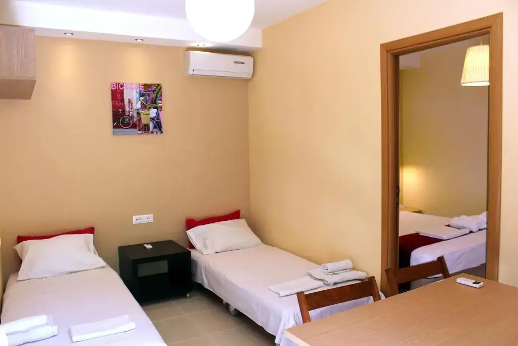 Philoxenia & Studios - Chambres