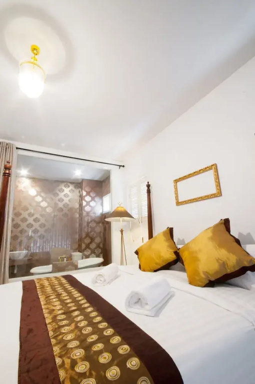 Dharasom Colonial House - Chambres
