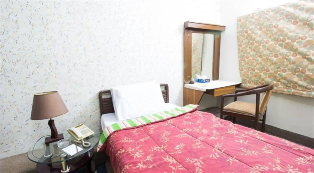 Hilltop Hotel - фото 8