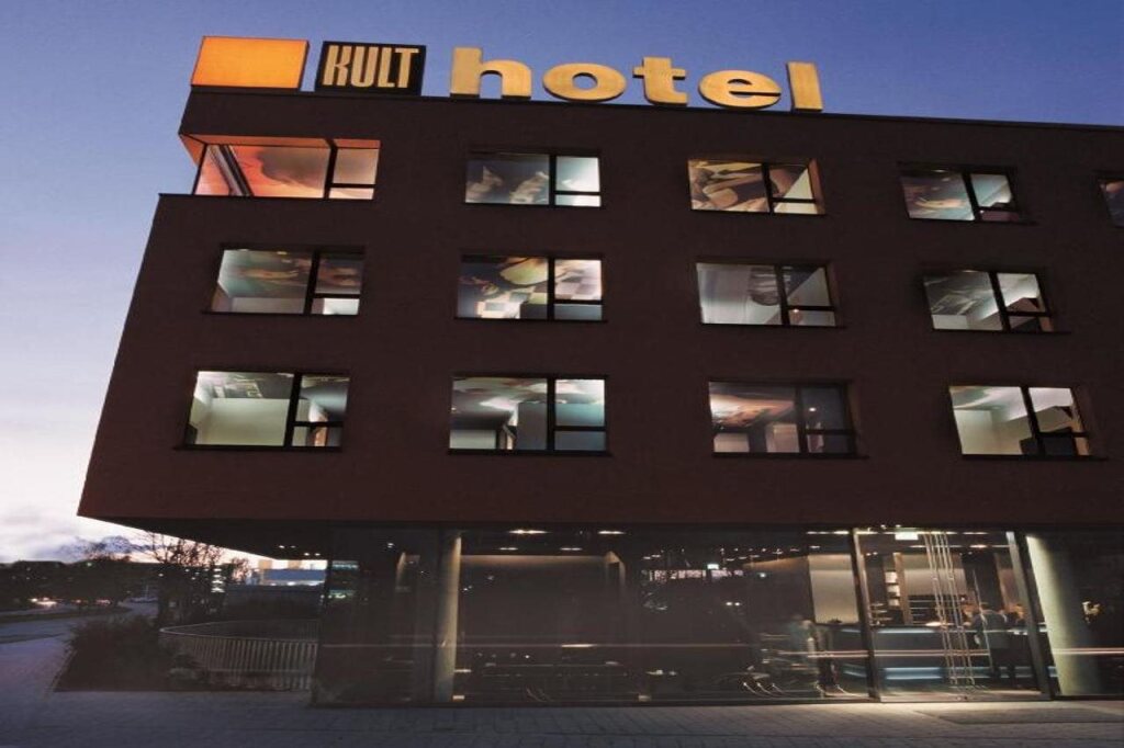 Kult-Hotel by null