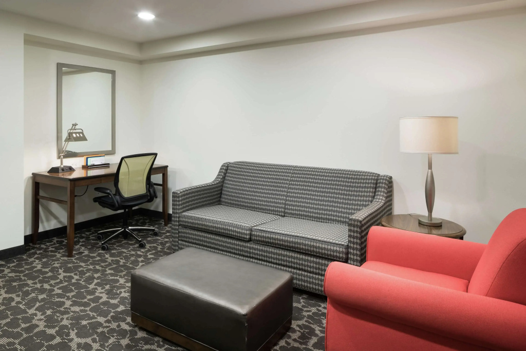 Lobby & Reception