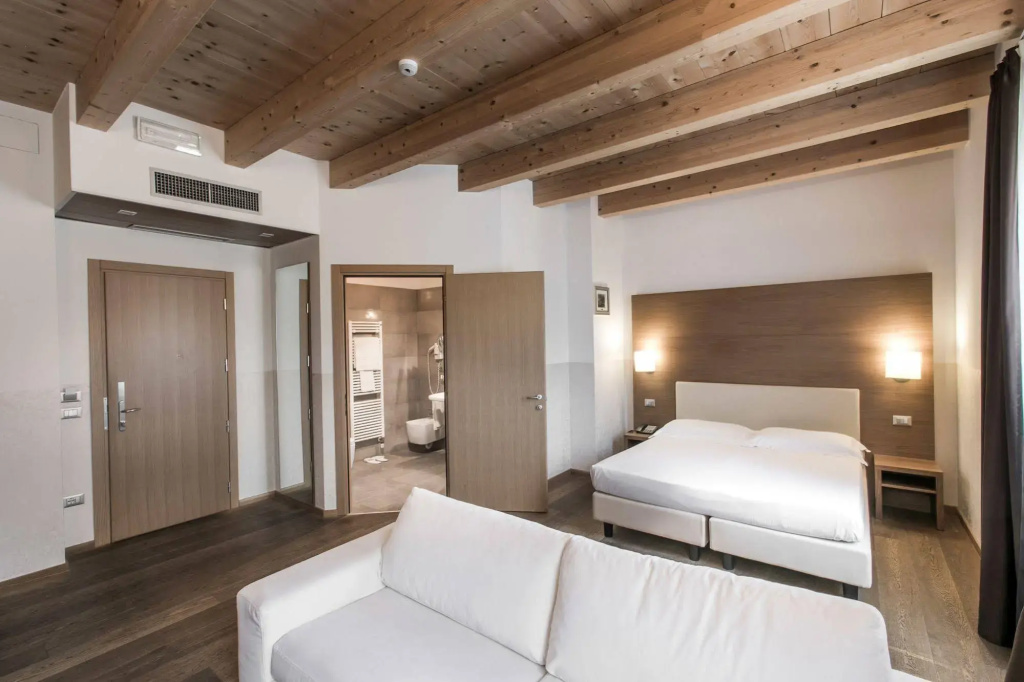 Hotel Opera' - Général