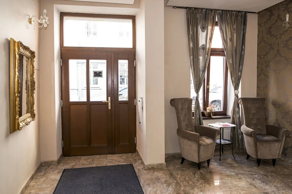 Garni Hotel VIRGO - Général