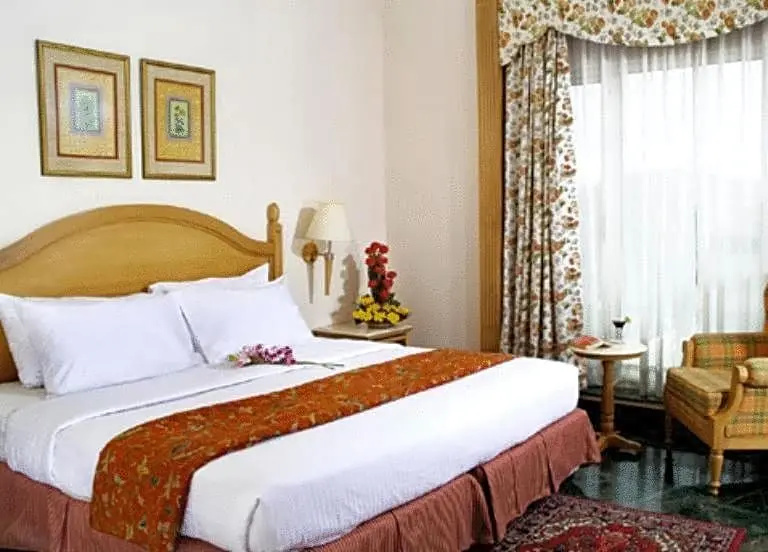 Savoy Suites Noida - Chambres