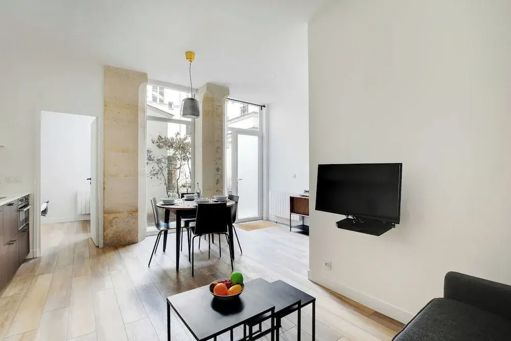 Chic Apartment -2br/6p- Oberkampf/republique — фото