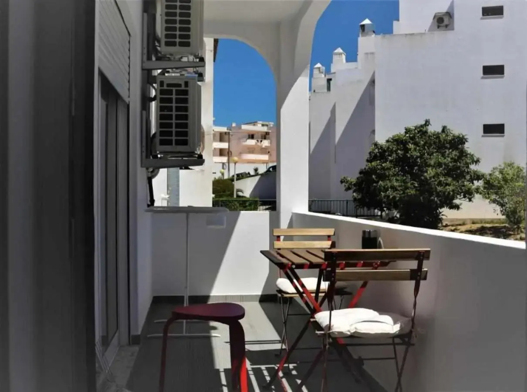 AlgarveSand - Xai-Xai - Apartment in Carvoeiro near the beach