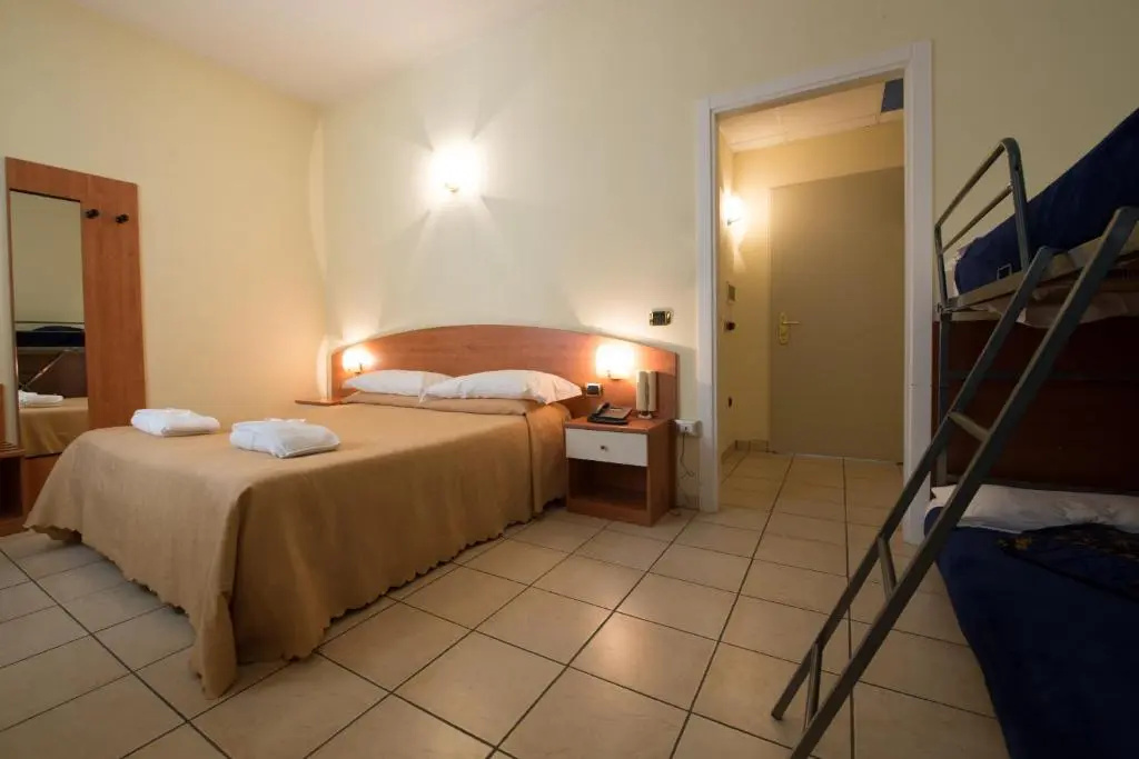 Standard Quadruple room